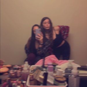 Meet your Posher, Raelee